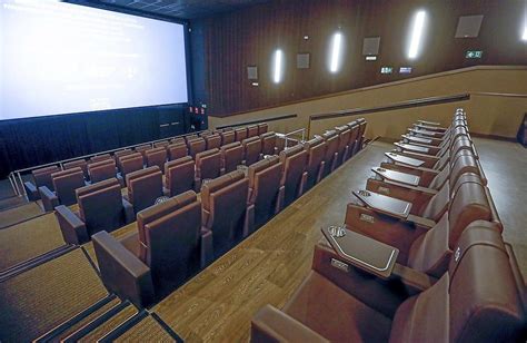 cine vallsur valladolid|Cine Yelmo